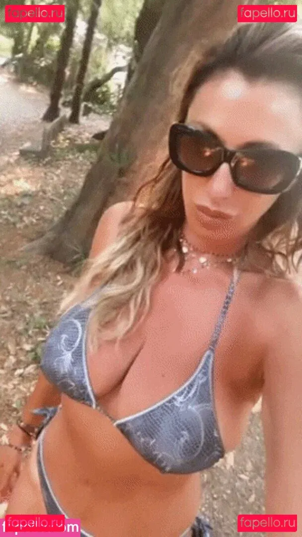 Sabrina Salerno Onlyfans Photo Gallery 