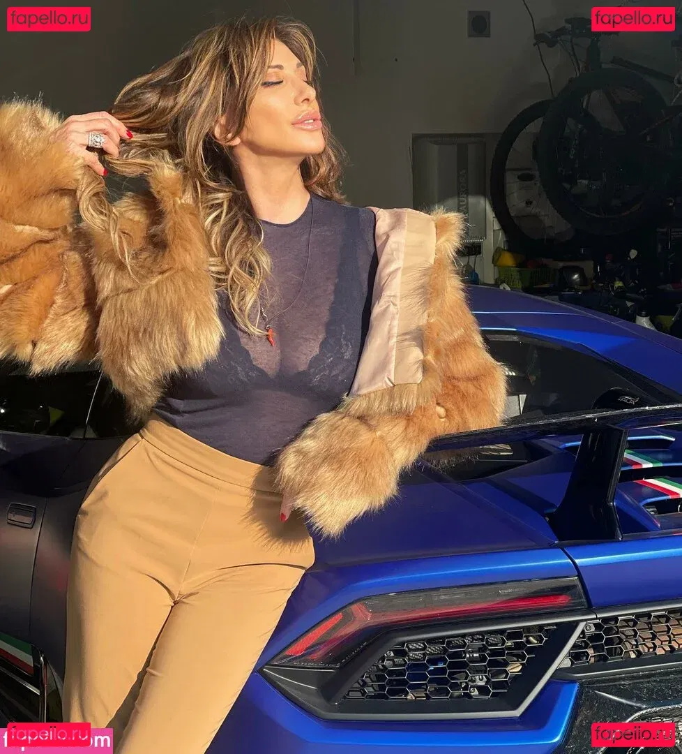 Sabrina Salerno Onlyfans Photo Gallery 