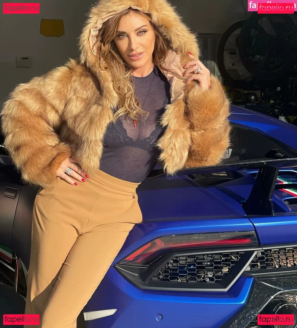 Sabrina Salerno Onlyfans Photo Gallery 