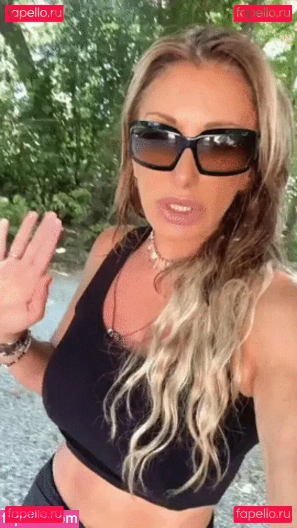 Sabrina Salerno Onlyfans Photo Gallery 