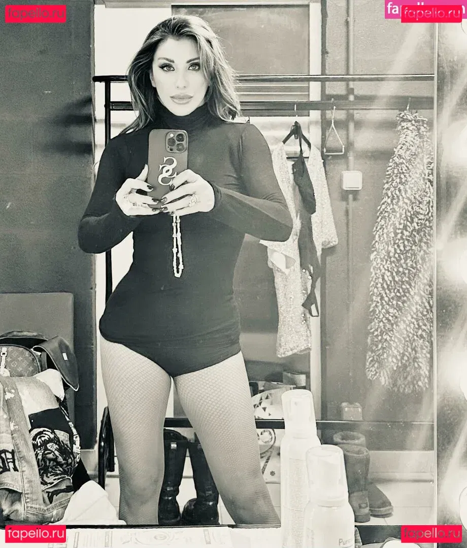 Sabrina Salerno Onlyfans Photo Gallery 