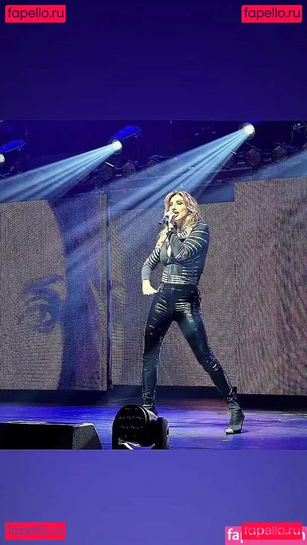 Sabrina Salerno Onlyfans Photo Gallery 