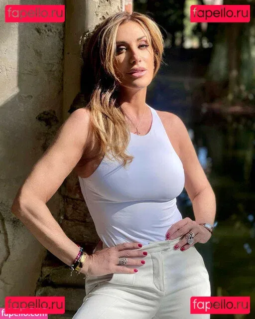Sabrina Salerno Onlyfans Photo Gallery 