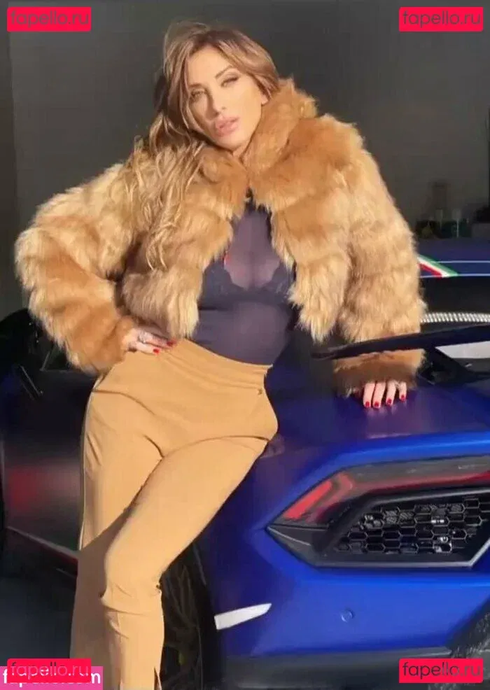 Sabrina Salerno Onlyfans Photo Gallery 