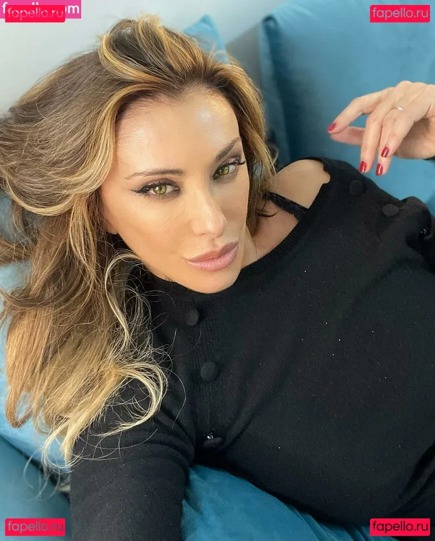 Sabrina Salerno Onlyfans Photo Gallery 