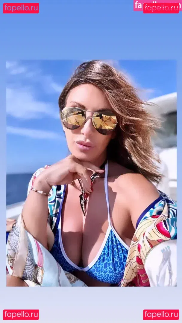 Sabrina Salerno Onlyfans Photo Gallery 