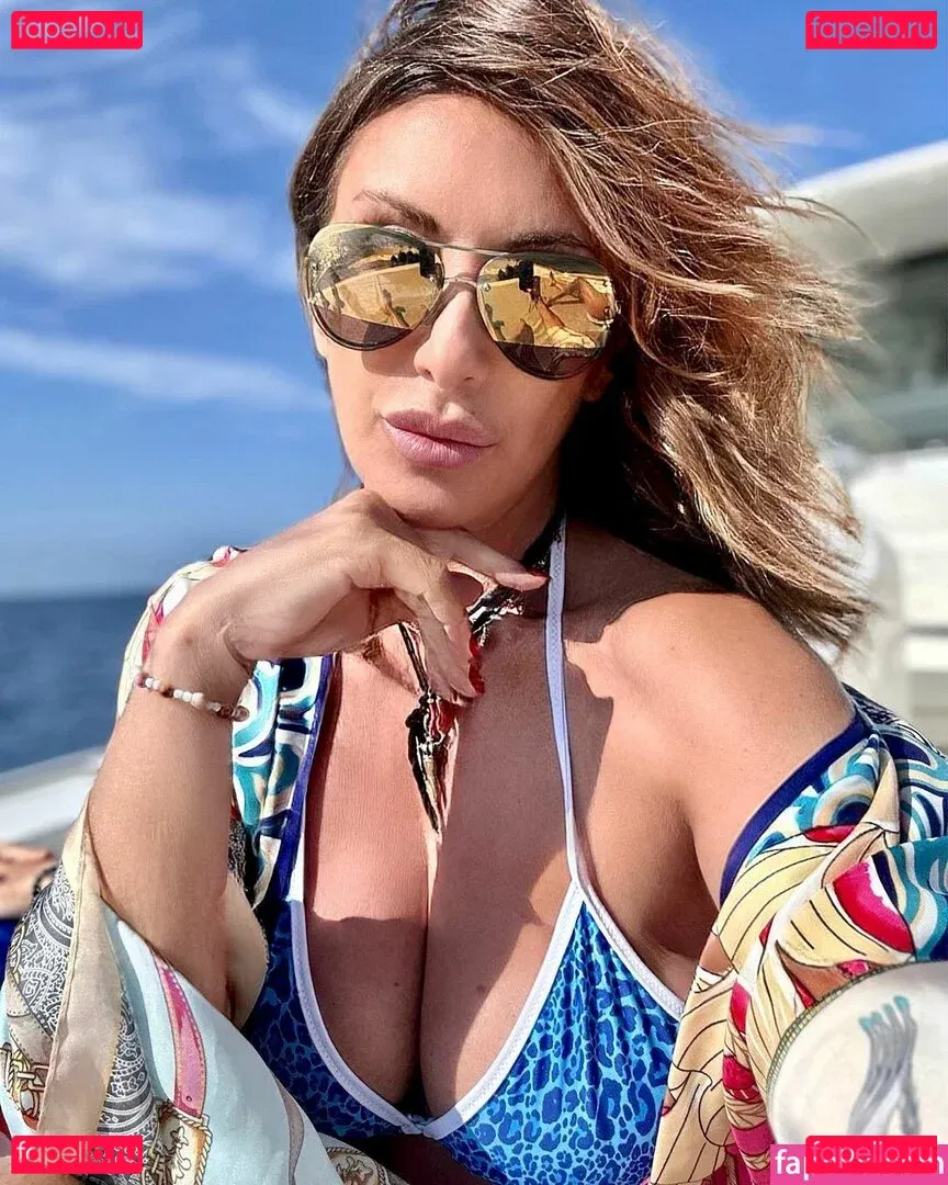 Sabrina Salerno Onlyfans Photo Gallery 