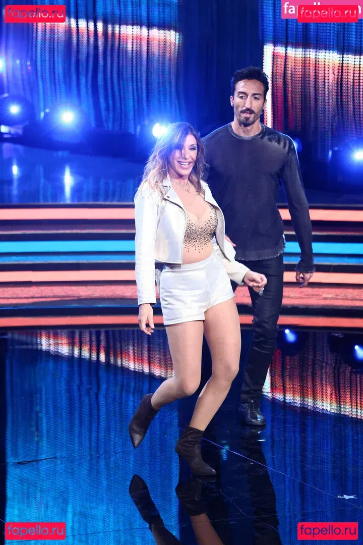 Sabrina Salerno Onlyfans Photo Gallery 