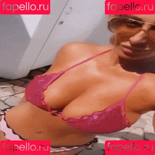 Sabrina Salerno Nude Onlyfans Photo 22