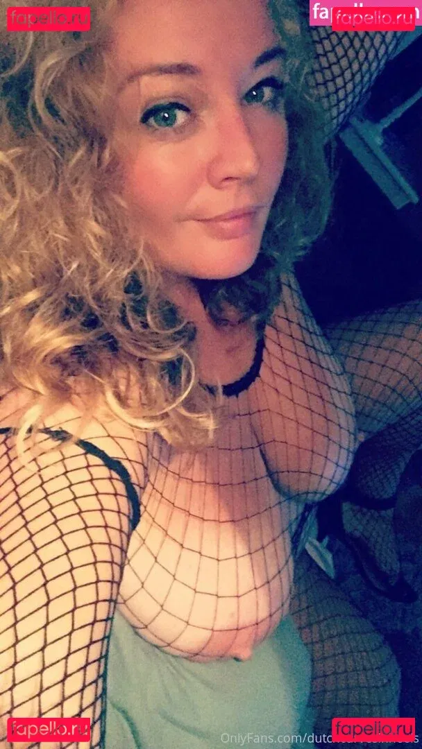dutchcurvesinheels Onlyfans Photo Gallery 