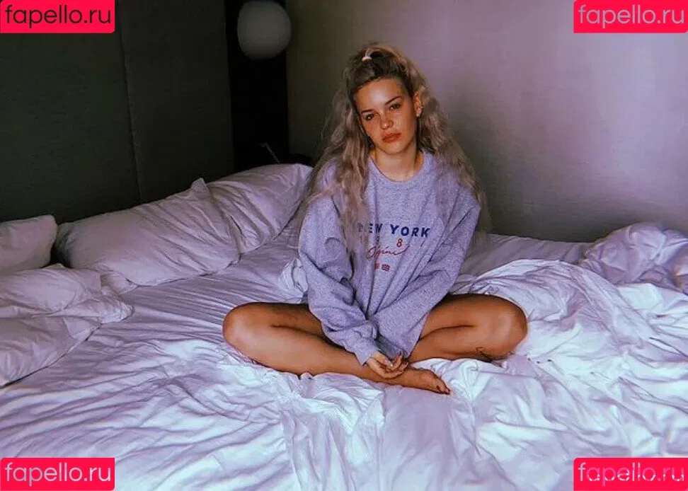 Annemarie Onlyfans Photo Gallery 
