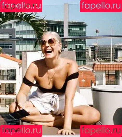 Annemarie Onlyfans Photo Gallery 