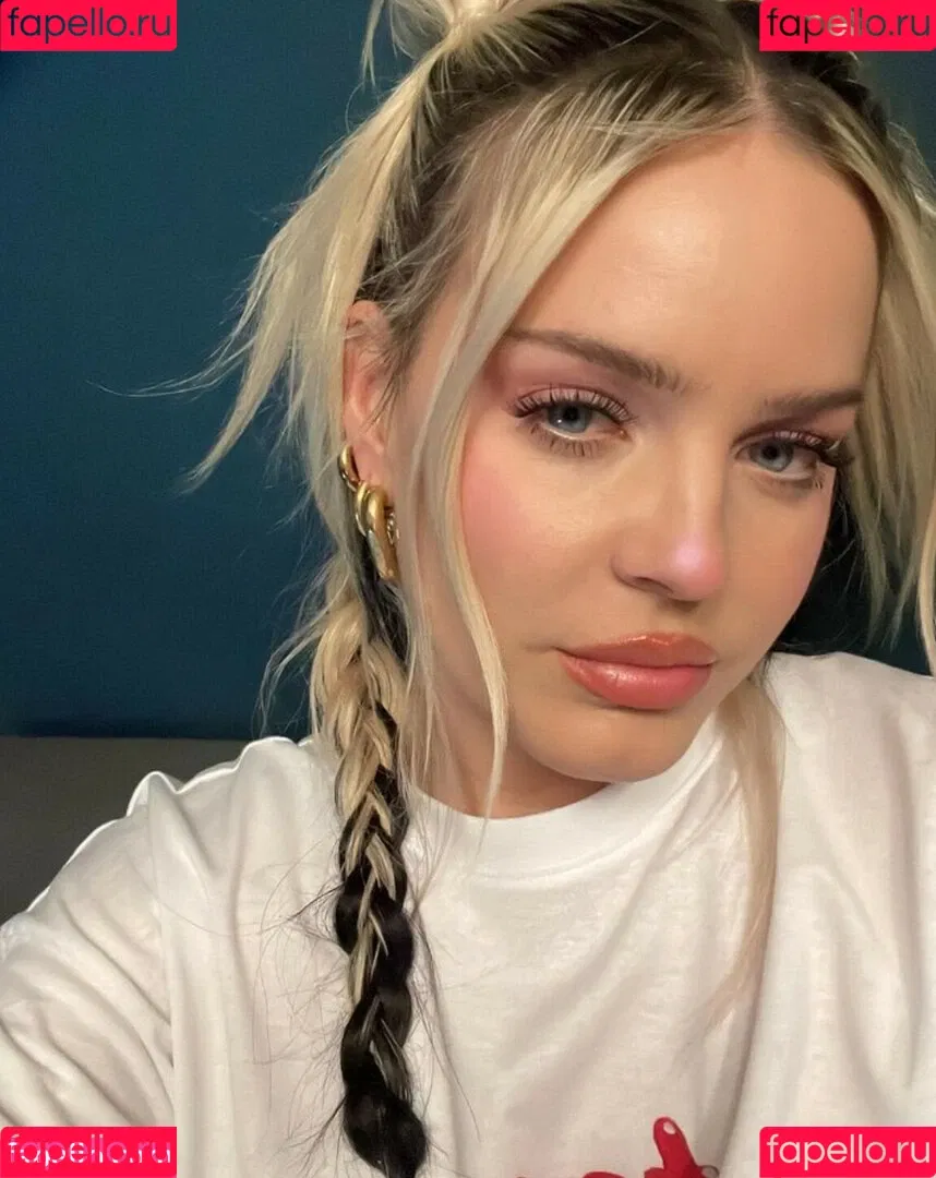Annemarie Onlyfans Photo Gallery 