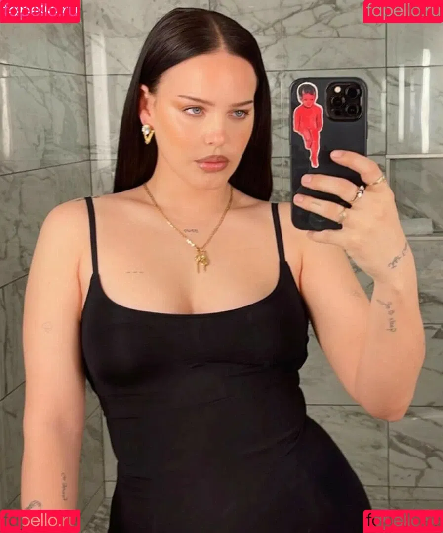 Annemarie Onlyfans Photo Gallery 