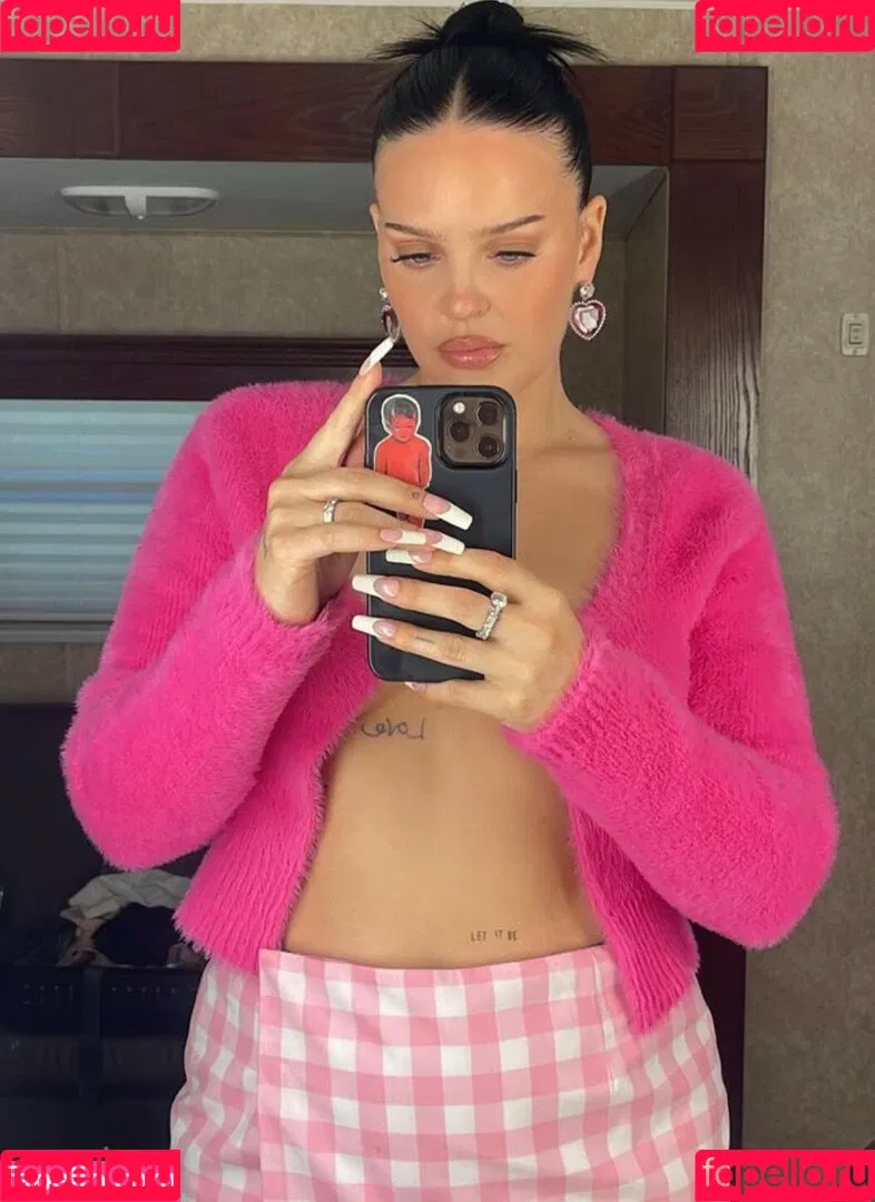Annemarie Onlyfans Photo Gallery 