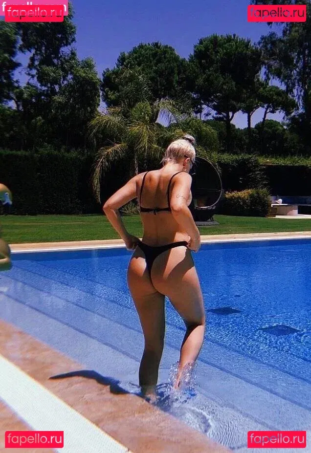 Annemarie Onlyfans Photo Gallery 