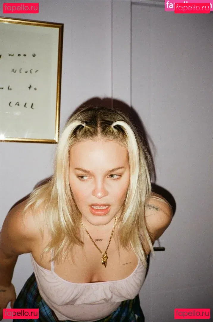 Annemarie Onlyfans Photo Gallery 