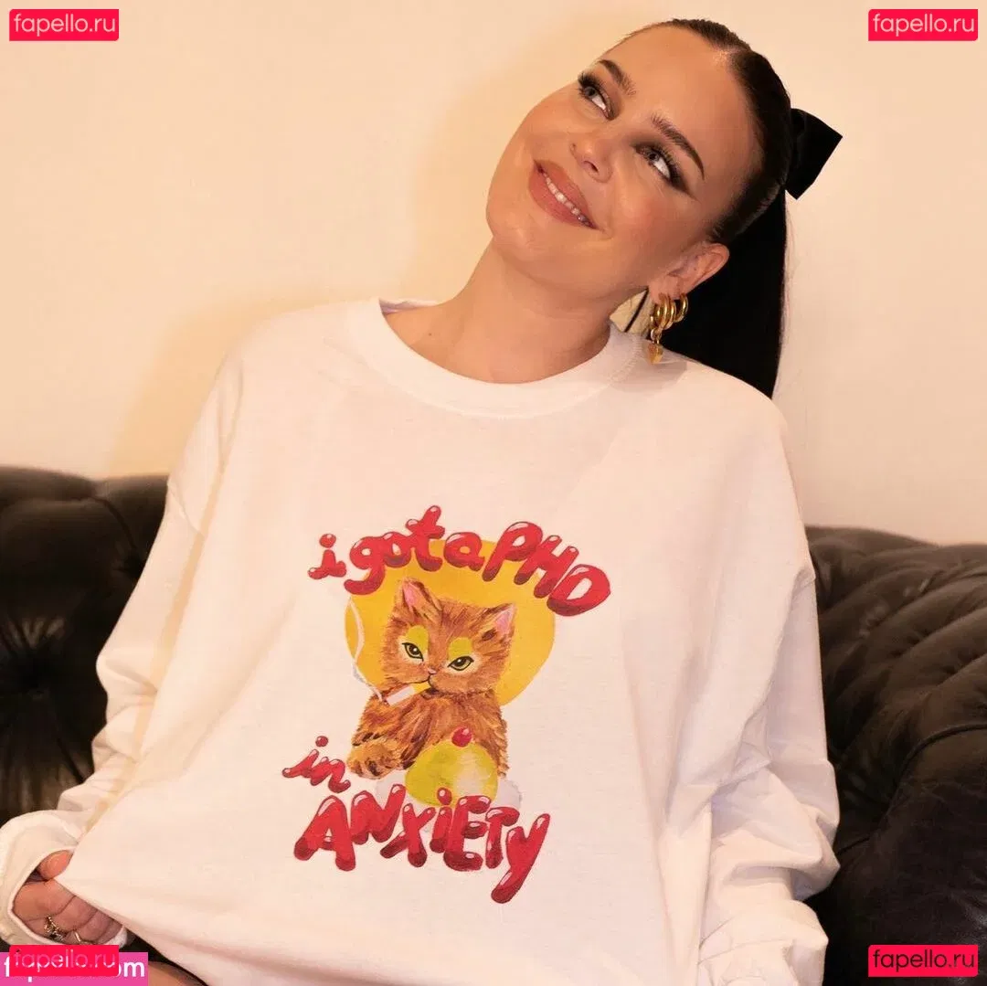 Annemarie Onlyfans Photo Gallery 