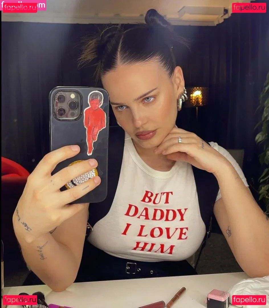 Annemarie Onlyfans Photo Gallery 