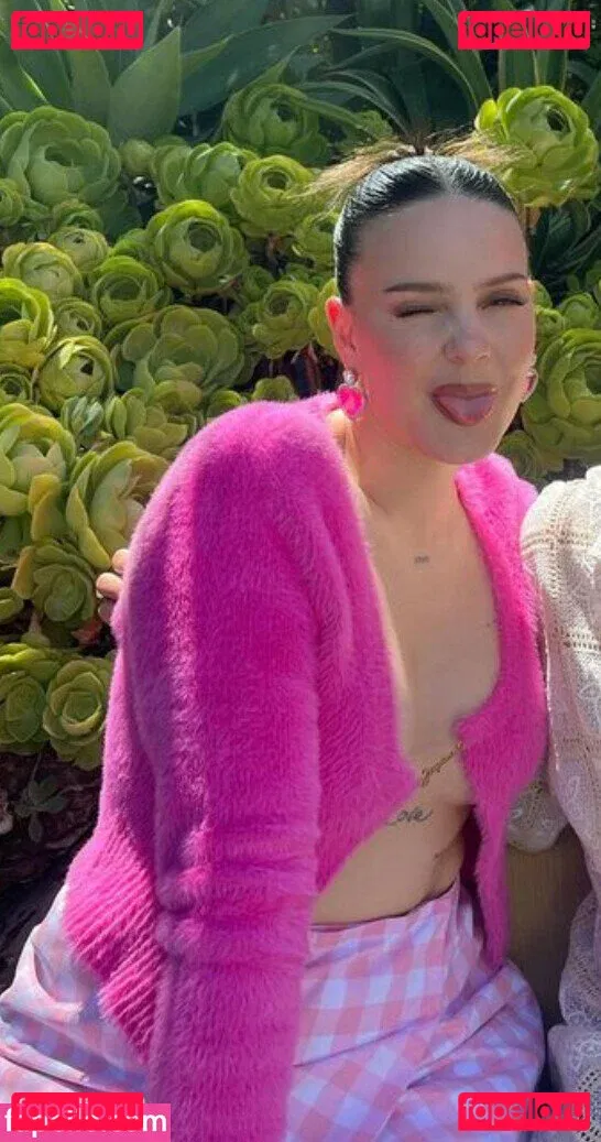 Annemarie Onlyfans Photo Gallery 