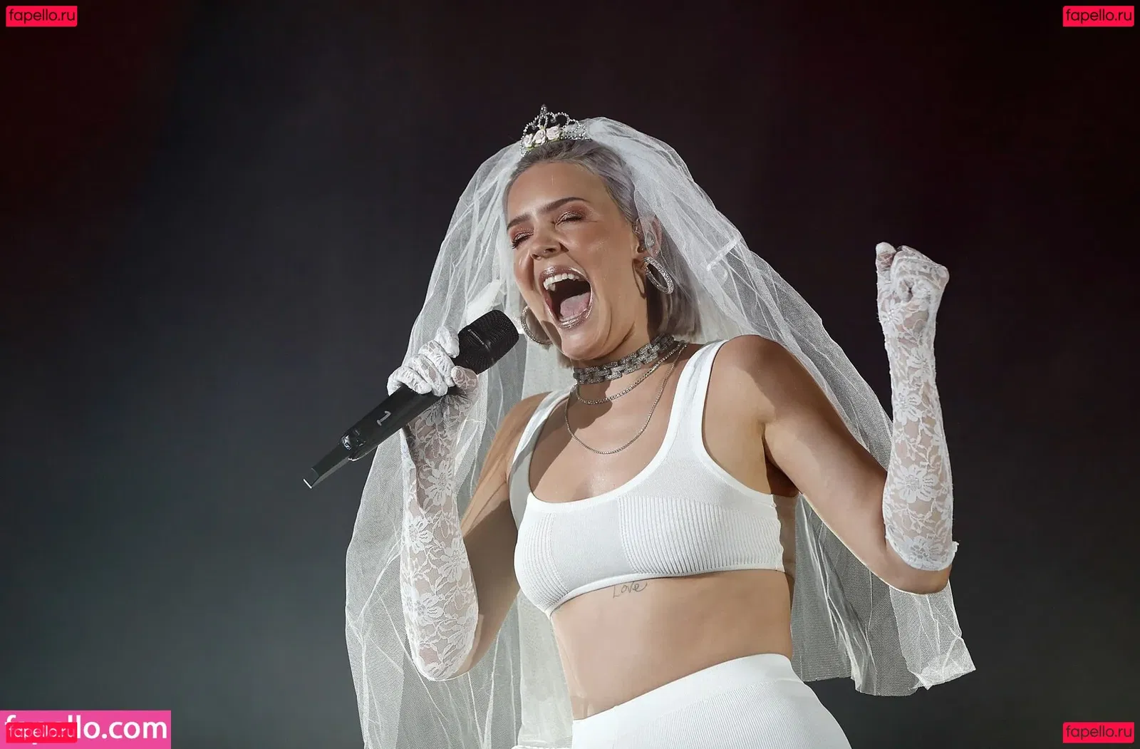 Annemarie Onlyfans Photo Gallery 