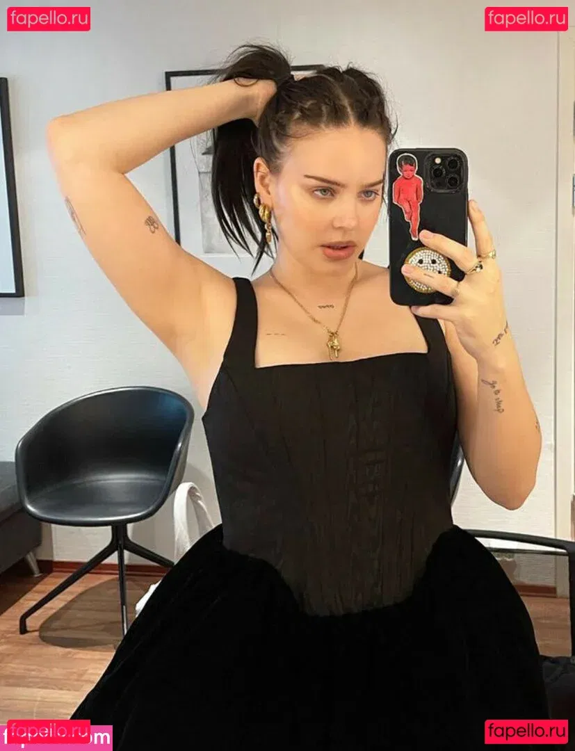 Annemarie Onlyfans Photo Gallery 