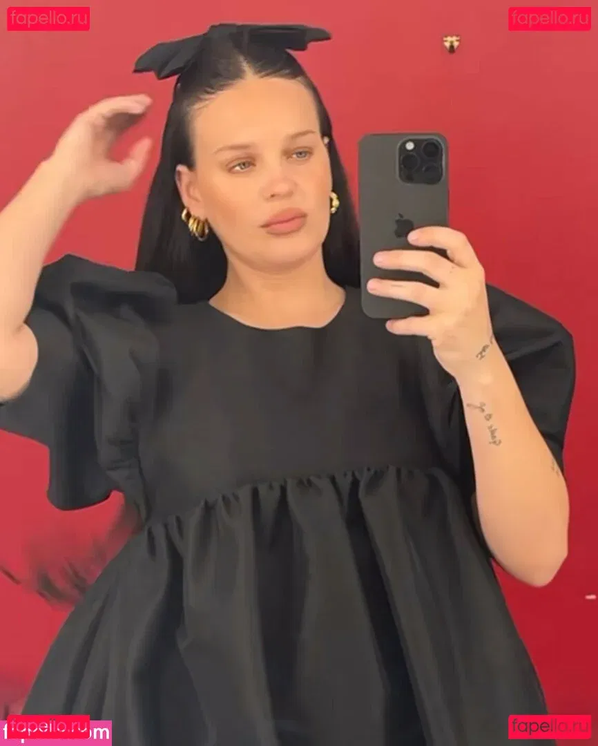 Annemarie Onlyfans Photo Gallery 