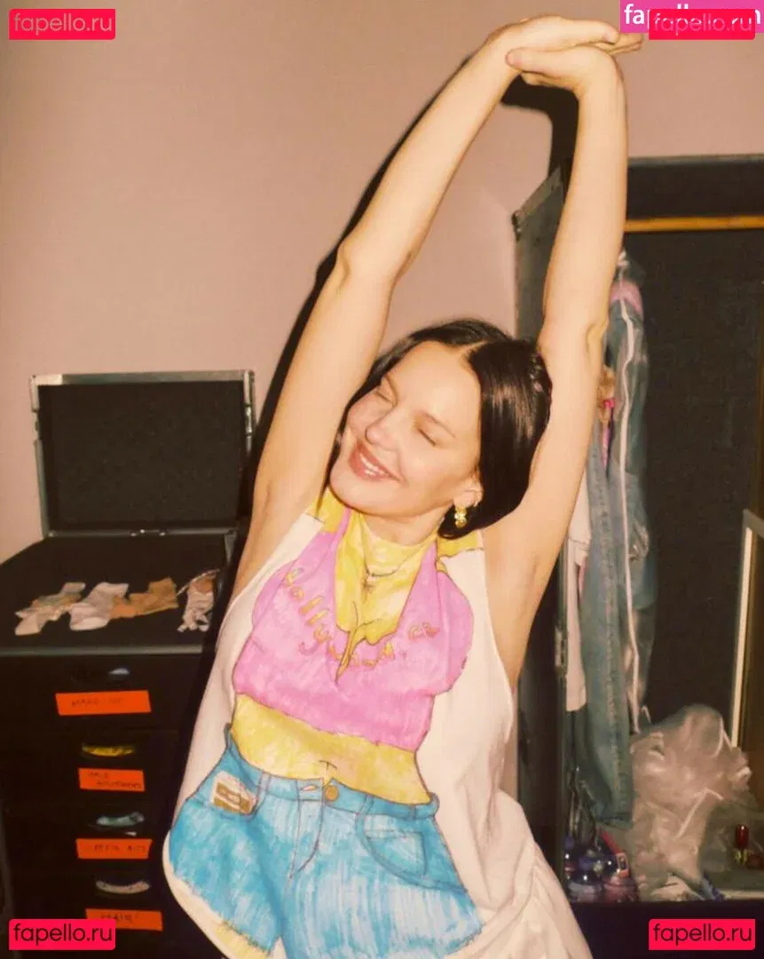 Annemarie Onlyfans Photo Gallery 