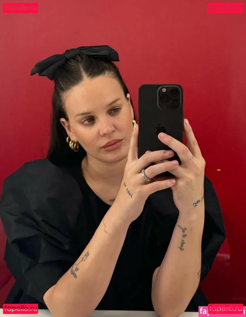 Annemarie Onlyfans Photo Gallery 