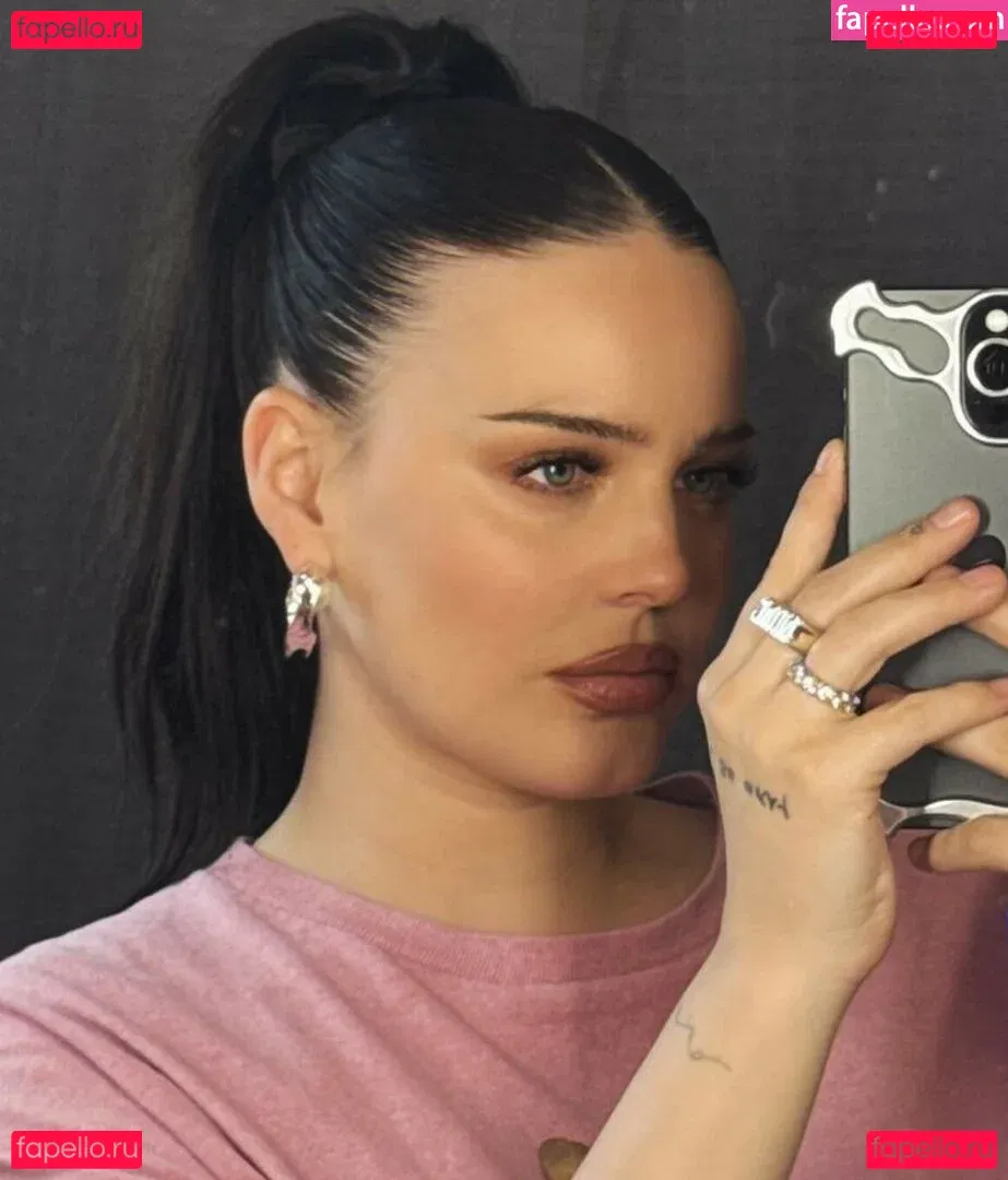 Annemarie Onlyfans Photo Gallery 