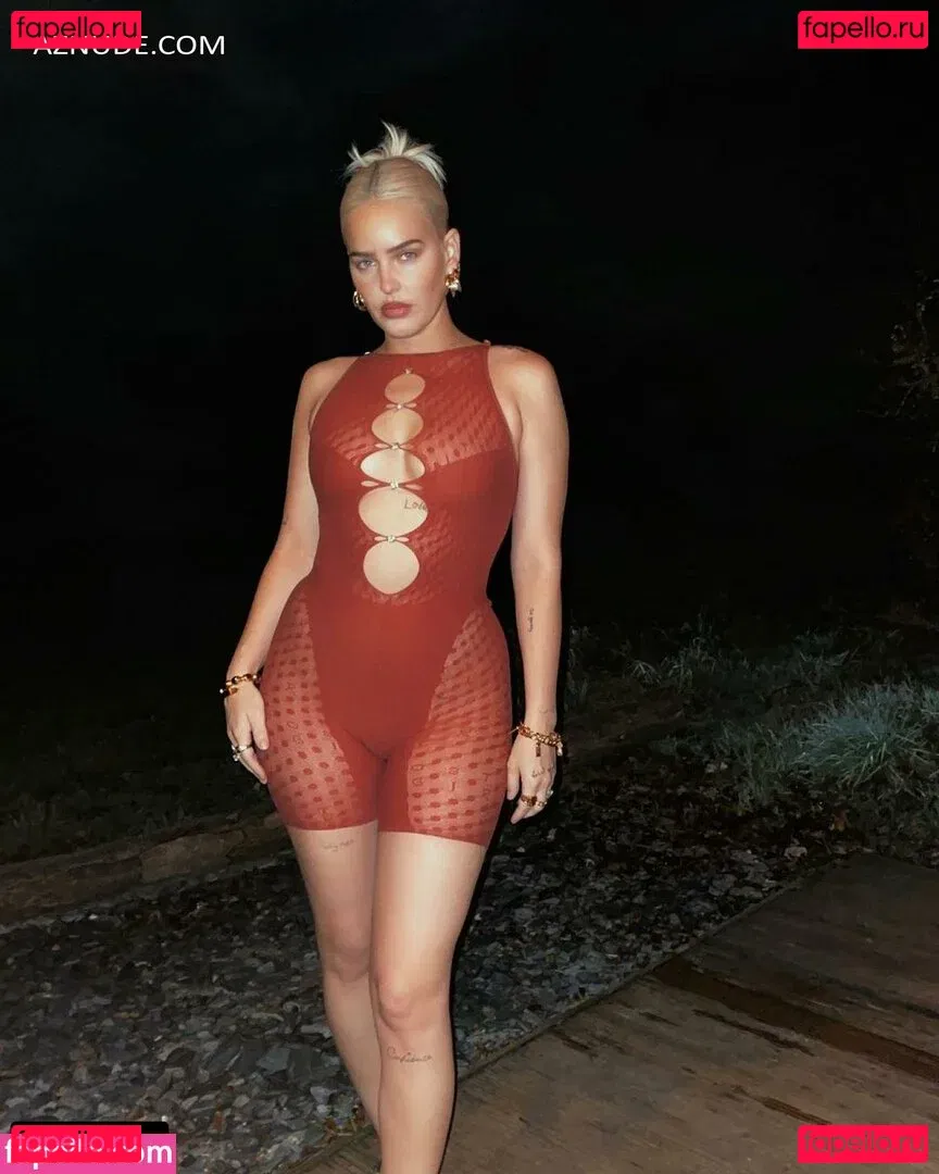 Annemarie Onlyfans Photo Gallery 