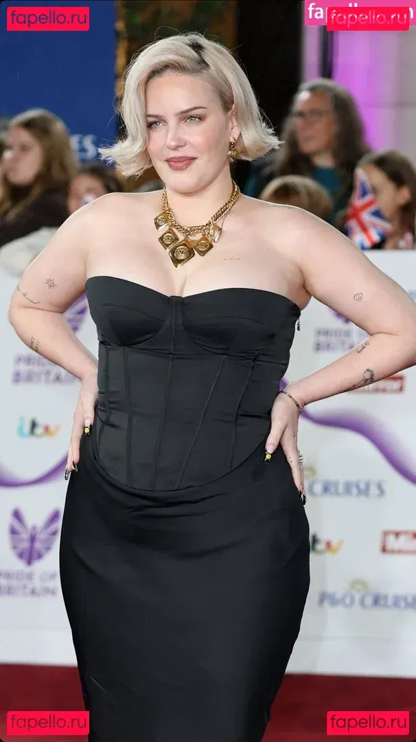 Annemarie Onlyfans Photo Gallery 