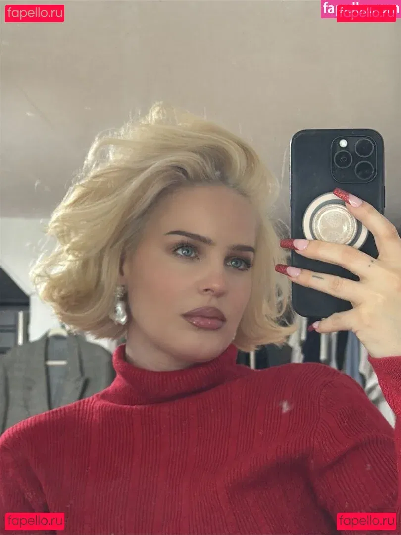 Annemarie Onlyfans Photo Gallery 