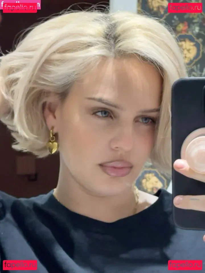 Annemarie Onlyfans Photo Gallery 