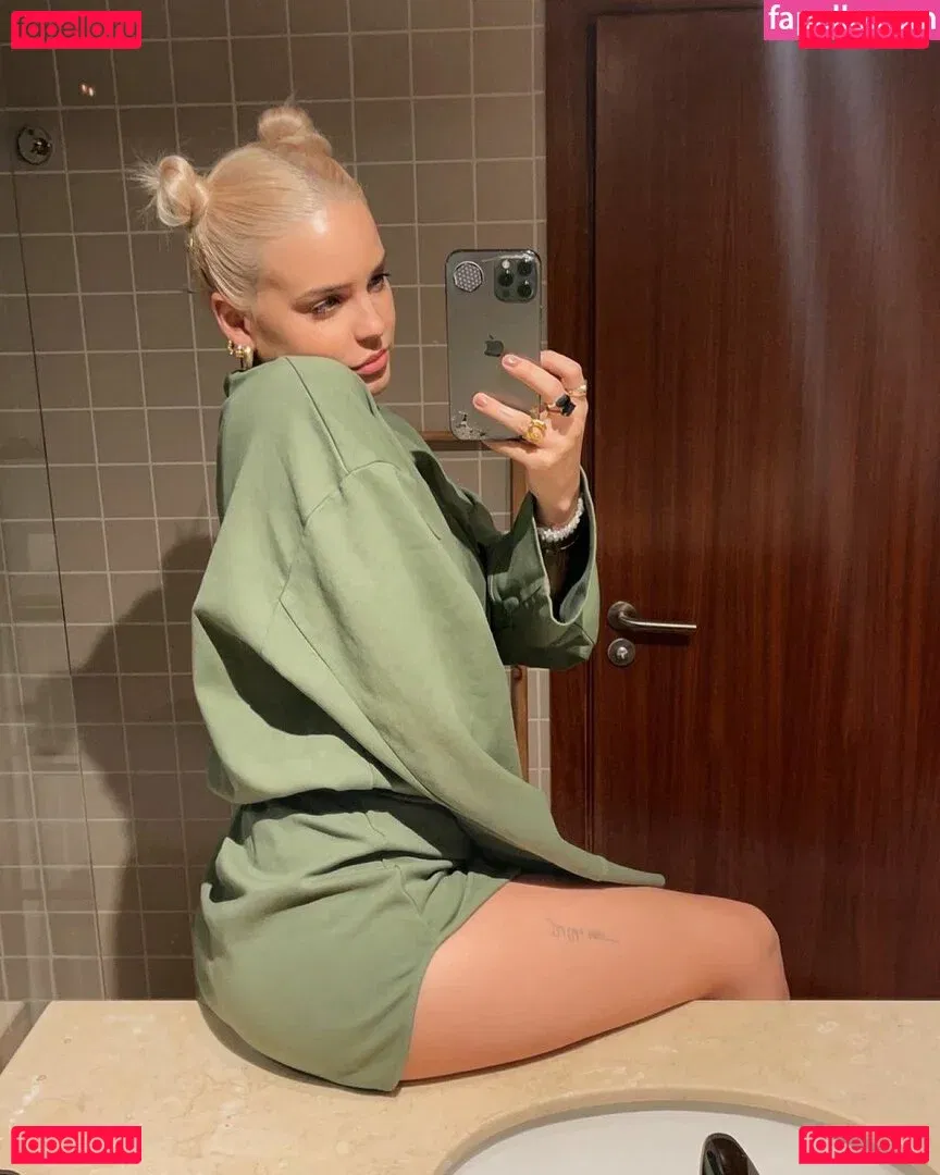 Annemarie Onlyfans Photo Gallery 