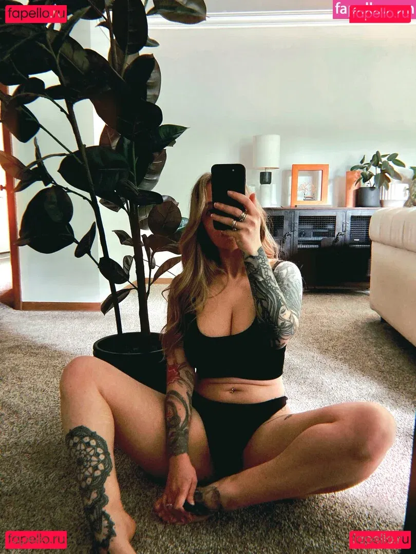 Sash Suicide Onlyfans Photo Gallery 