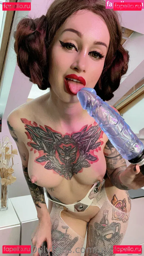 Flame Jade Onlyfans Photo Gallery 