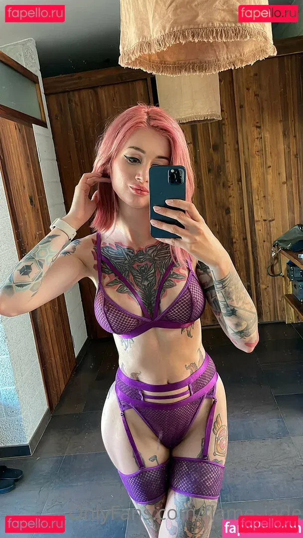 Flame Jade Onlyfans Photo Gallery 