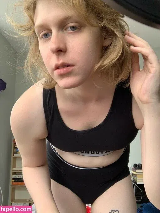 Acvalens Onlyfans Photo Gallery 