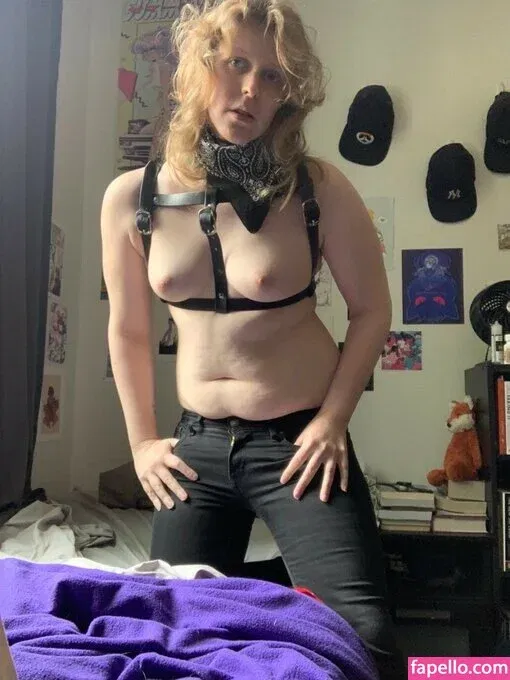 Acvalens Onlyfans Photo Gallery 