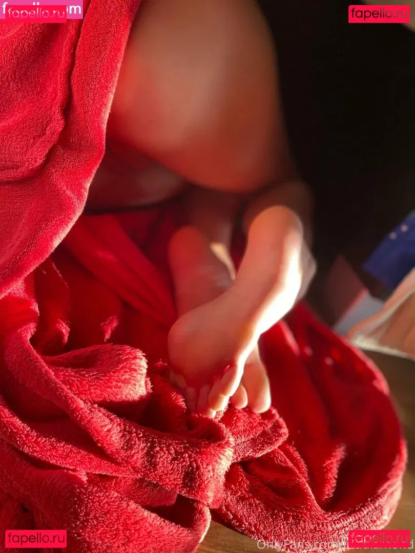 cuteelisen Onlyfans Photo Gallery 