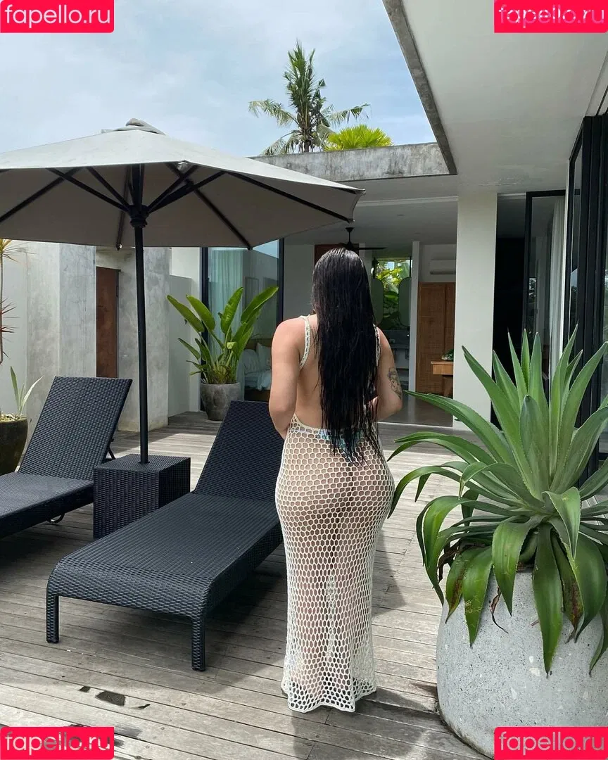 Lilith Cavaliere Onlyfans Photo Gallery 