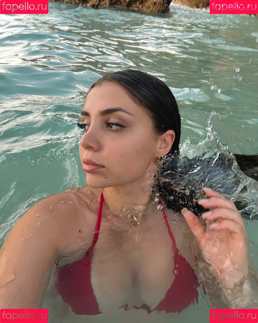 Lilith Cavaliere Onlyfans Photo Gallery 