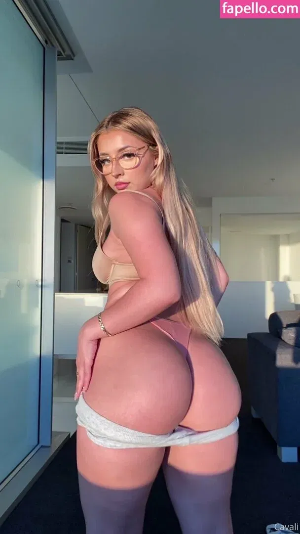 Lilith Cavaliere Onlyfans Photo Gallery 