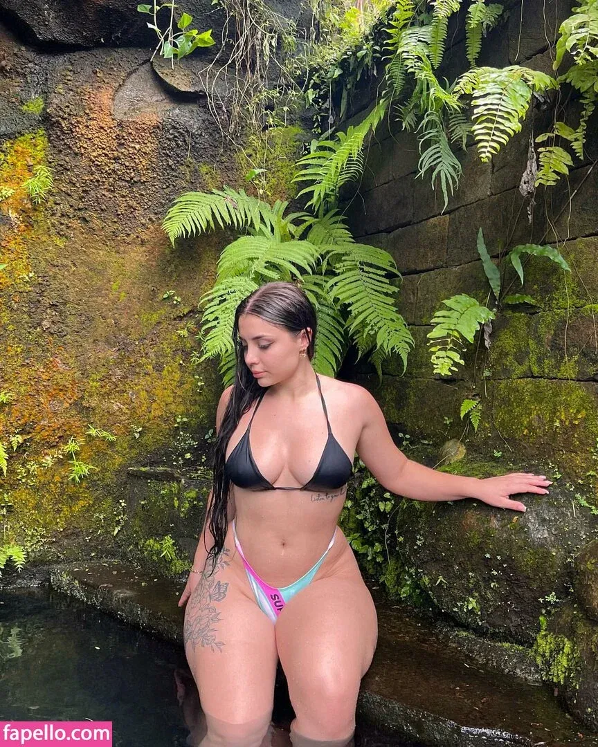 Lilith Cavaliere Onlyfans Photo Gallery 