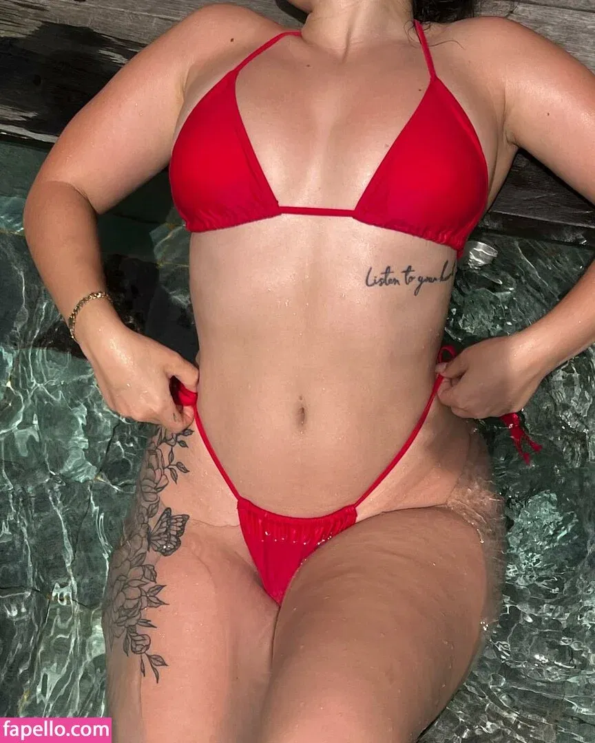 Lilith Cavaliere Onlyfans Photo Gallery 