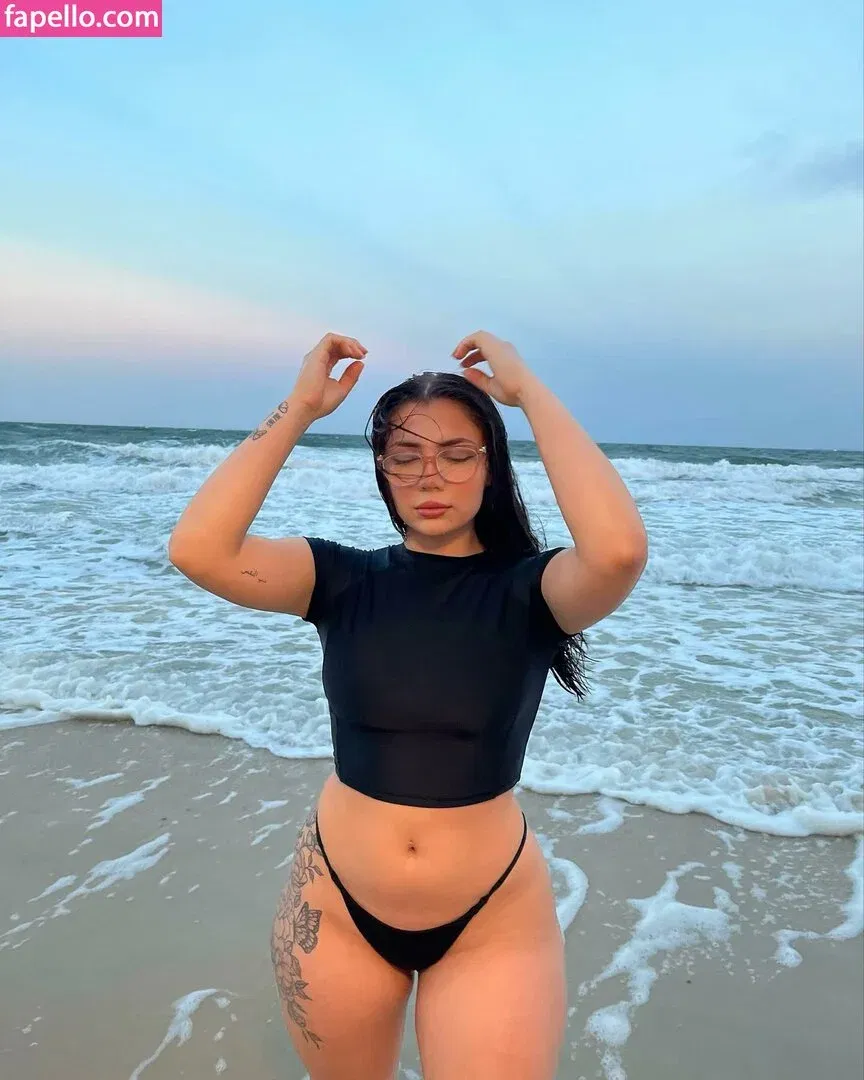 Lilith Cavaliere Onlyfans Photo Gallery 