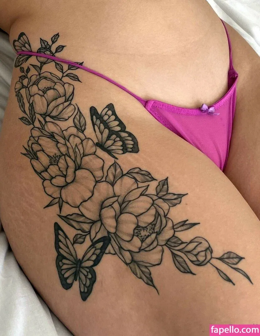 Lilith Cavaliere Onlyfans Photo Gallery 