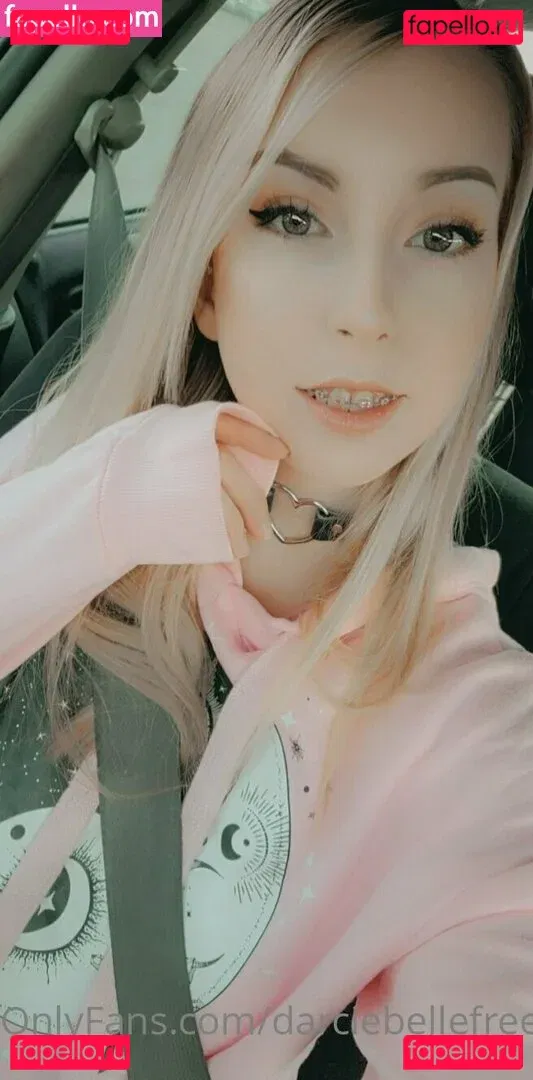 darciebellefree Onlyfans Photo Gallery 