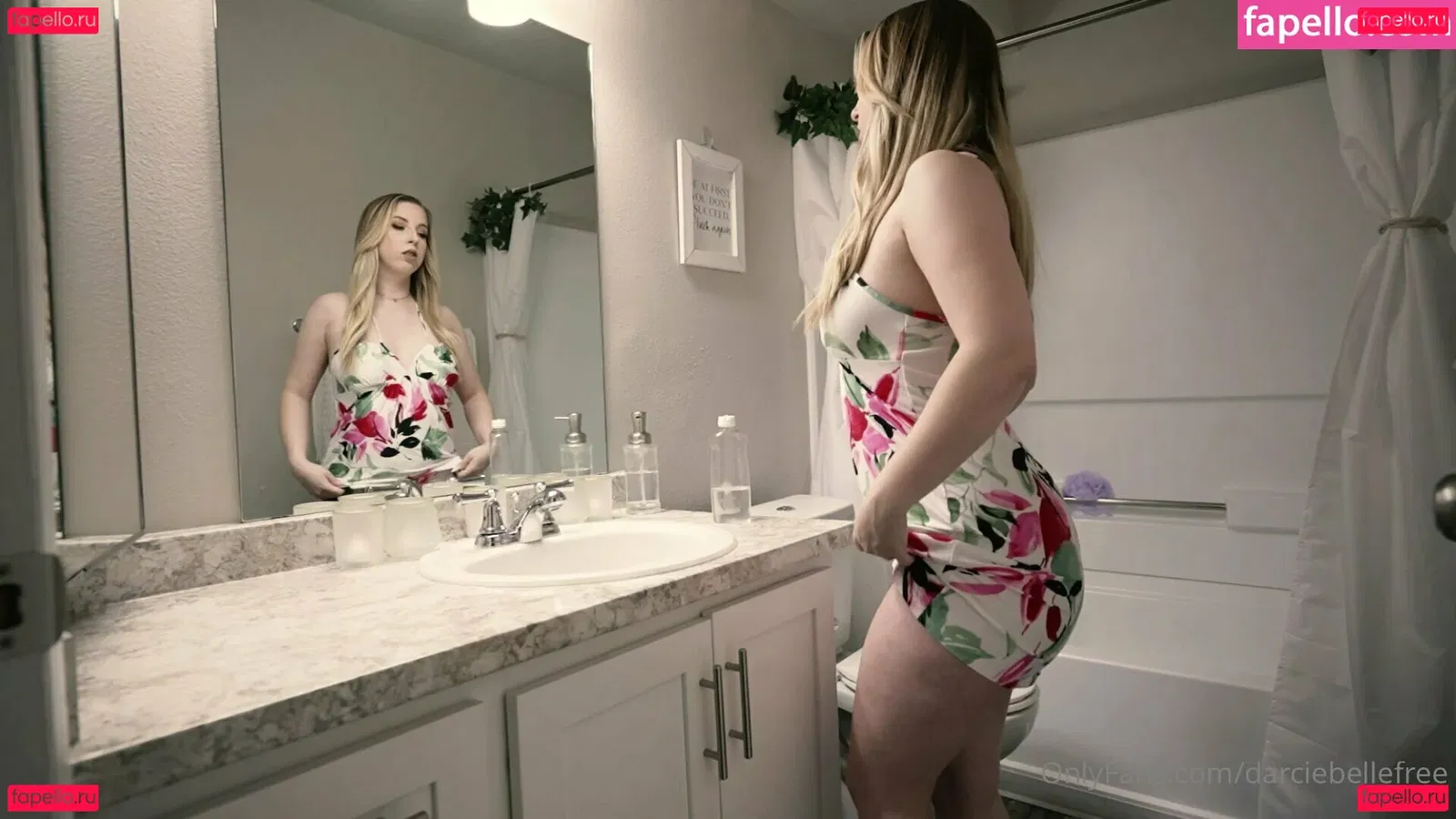 darciebellefree Onlyfans Photo Gallery 